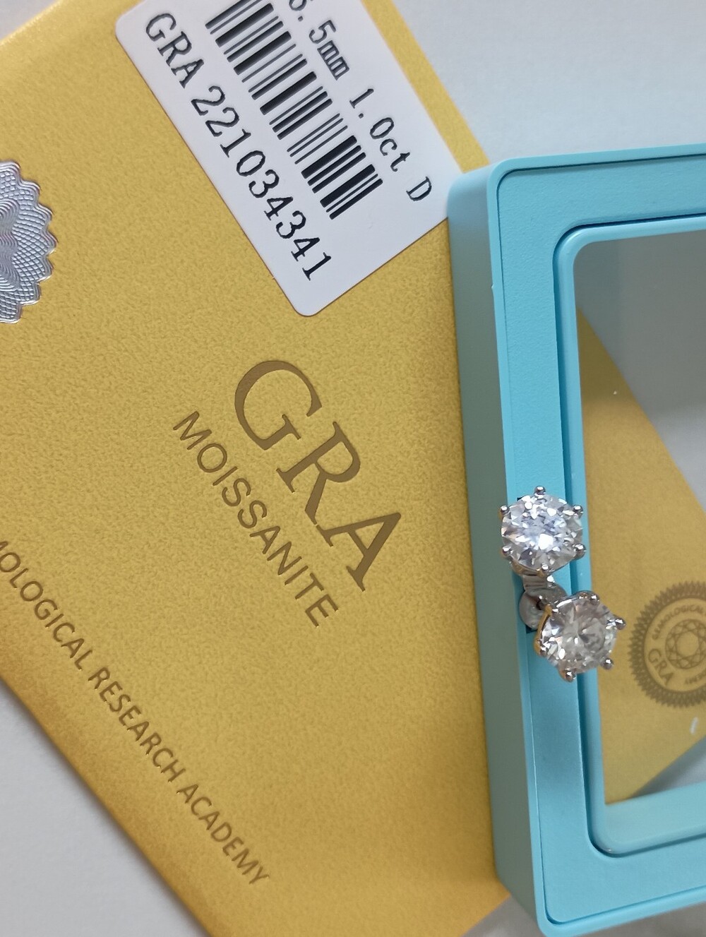 2CT Moissanite Prong Studs Earrings Real 925 Silver 18k G/P GRA Certificate - Picture 3 of 6